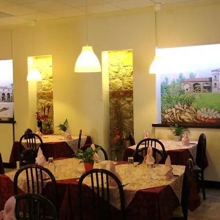 Rizzi 3* Monticello Conte Otto